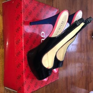 Guess classic heels
